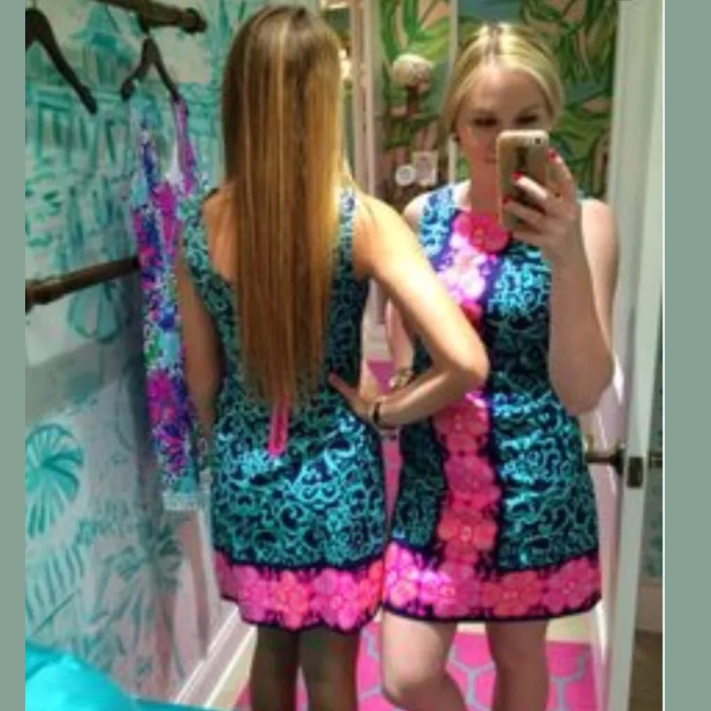 Lilly Pulitzer Delia Navy Fountain Hopping Shift - Picture 2 of 10